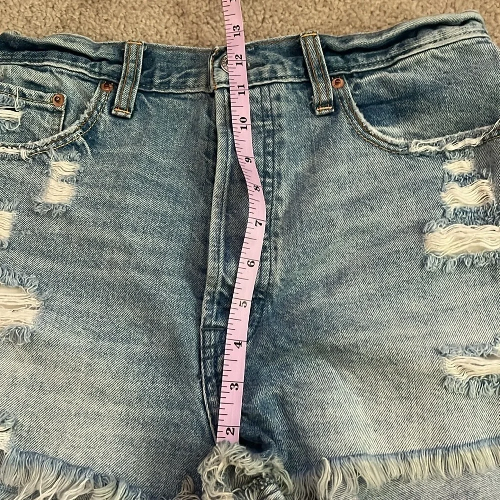“Abercrombie & Fitch: High Waist Jean Shorts size 27”